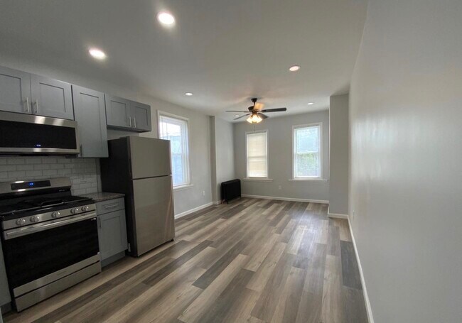 Foto del edificio - 5434 Westminster Ave