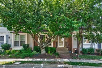 Building Photo - 5619 Ridge View Dr