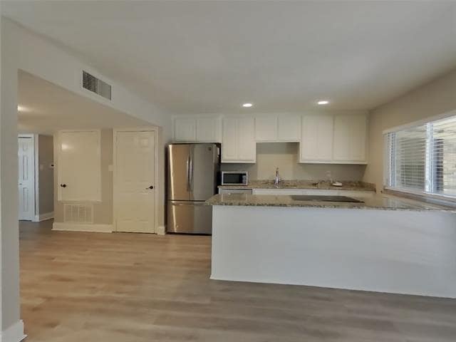 Foto del edificio - 5512 Squires Dr