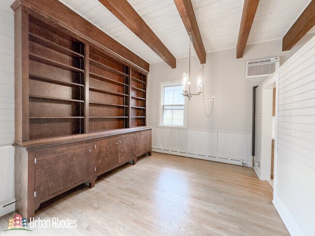 Foto del edificio - 4811 S Kimbark Ave