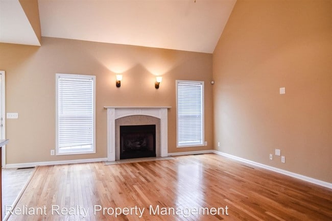 Building Photo - 4 br, 3 bath House - 575 Winding Bluff Way