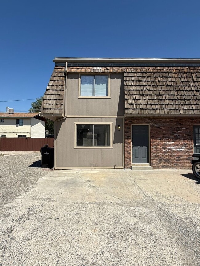 Building Photo - 3211 Opal Ct
