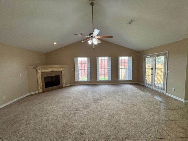 Building Photo - FOR RENT in Dothan , AL!!