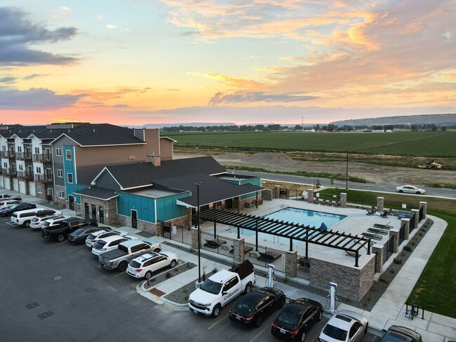 Building Photo - Farmstead Townhomes