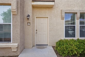 Building Photo - 10550 W Alexander Rd