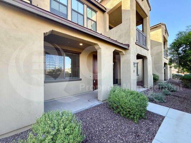 Foto del edificio - 3900 E Baseline Rd