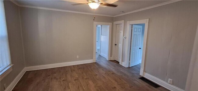 Foto del edificio - 221 E Colorado Ave