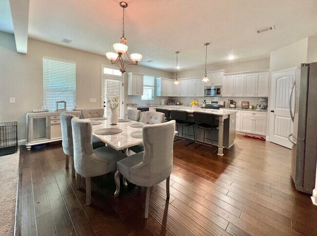 Foto del edificio - 3085 Margot Ln