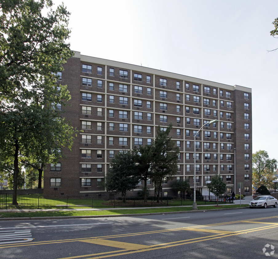 Primary Photo - Prospect Park Apartments