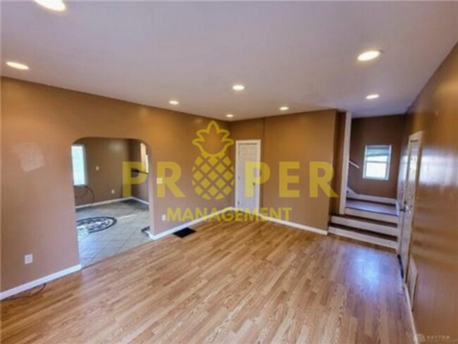 Foto del edificio - 2 bedroom 1 bath home for rent in Dayton