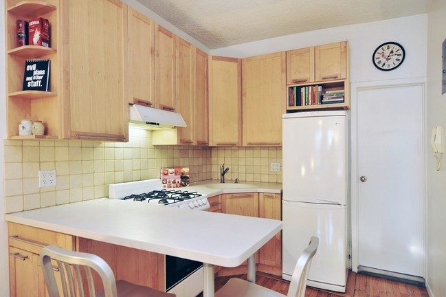 Foto del edificio - 165 E 104th St