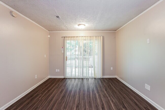 Foto del edificio - 2743 Argyle Dr NW