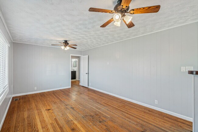 Foto del edificio - 2920 Byington Beaver Ridge Rd