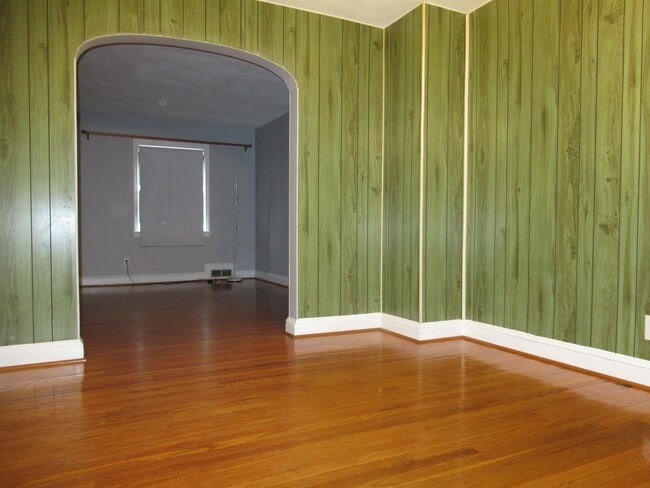 Foto del edificio - Charming 3 Bedroom/1 Bathroom Townhome with Finished Basement in New Northwood, MD!