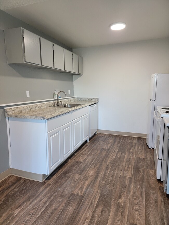 Building Photo - Narrows Ridge Apartments