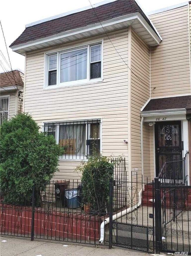 Building Photo - 86-42 144th St