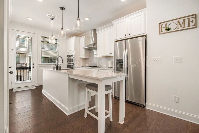 Foto del edificio - 2638 Caruso Wy