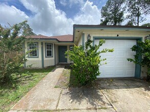Building Photo - 2641 Sam Houston Pl