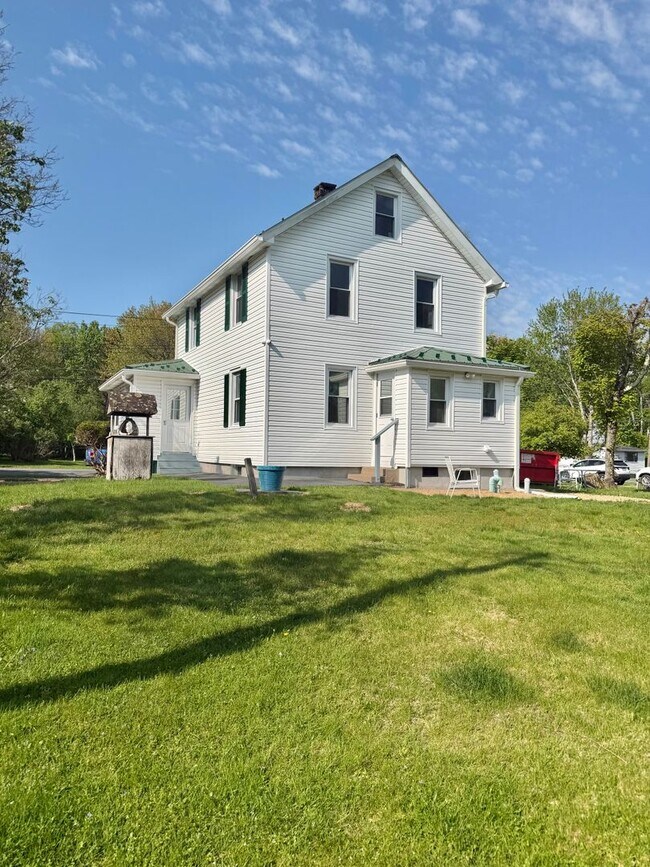 Foto del edificio - FOR RENT: Charming Remodeled Arts & Crafts Home in Monticello