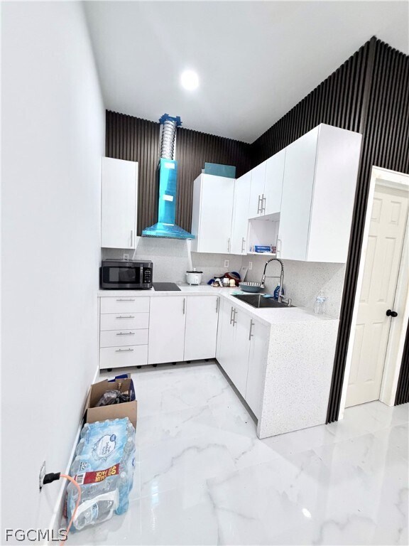 Foto del edificio - 312 Rosanna Ave