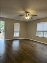 Building Photo - 132 Bayou Sara Ave