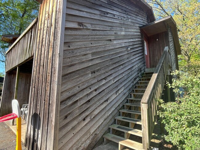 Foto del edificio - 605 N Greenwich Ave