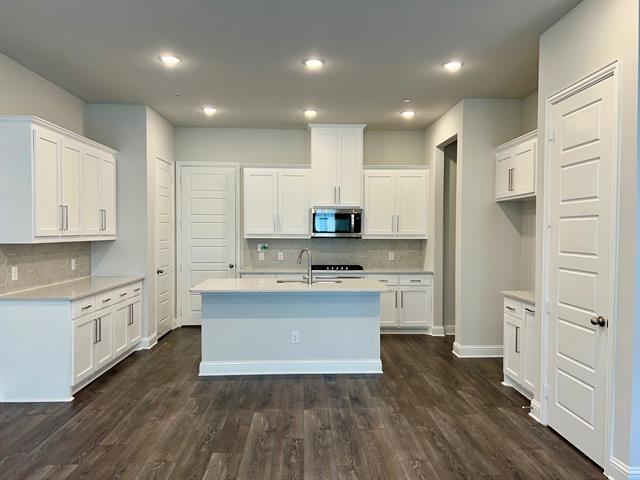 Foto del edificio - 4708 Corriente Vista Ln
