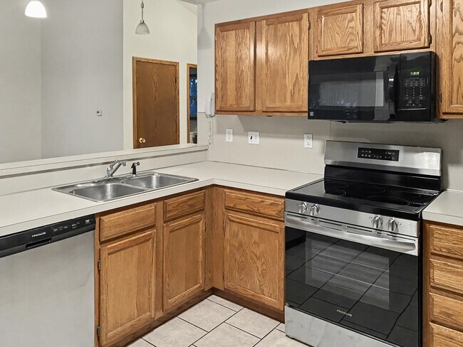 Foto del edificio - 13286 Riley St