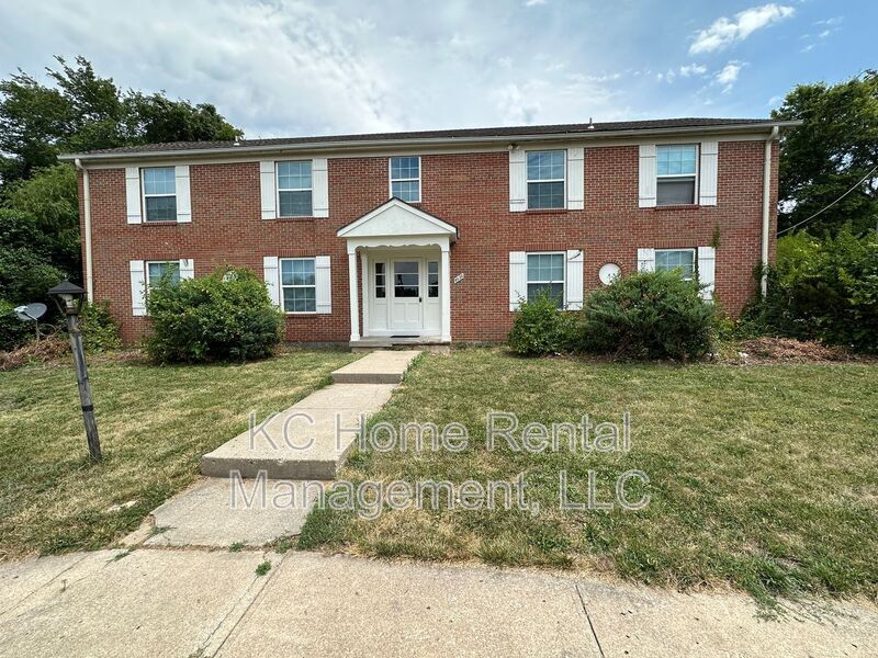 Primary Photo - 8620 Countryshire Ln