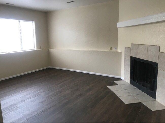 Building Photo - 5540 Bowden Loop