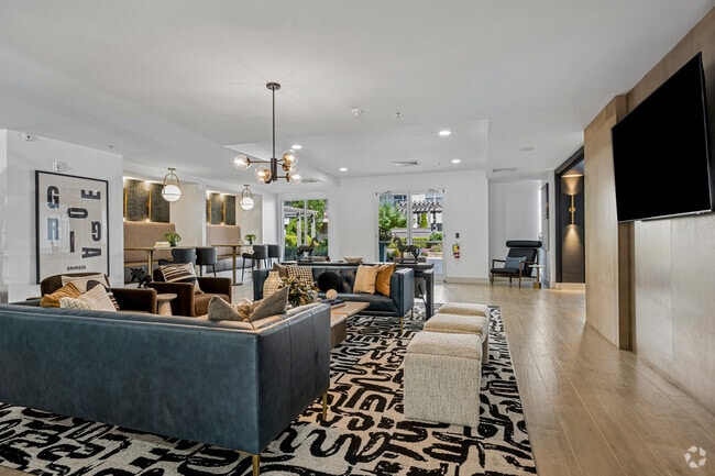 Interior Photo - Centra at North Druid Hills