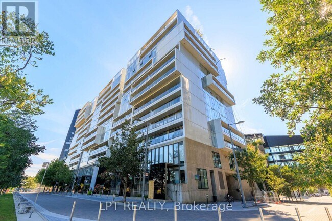 Building Photo - 32 Trolley Cres