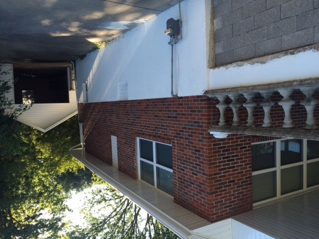 Foto del edificio - 213 Dix Rd