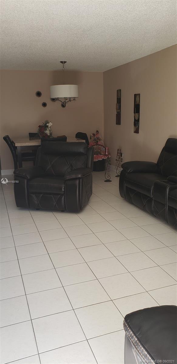 Building Photo - 15855 SW 71st Terrace
