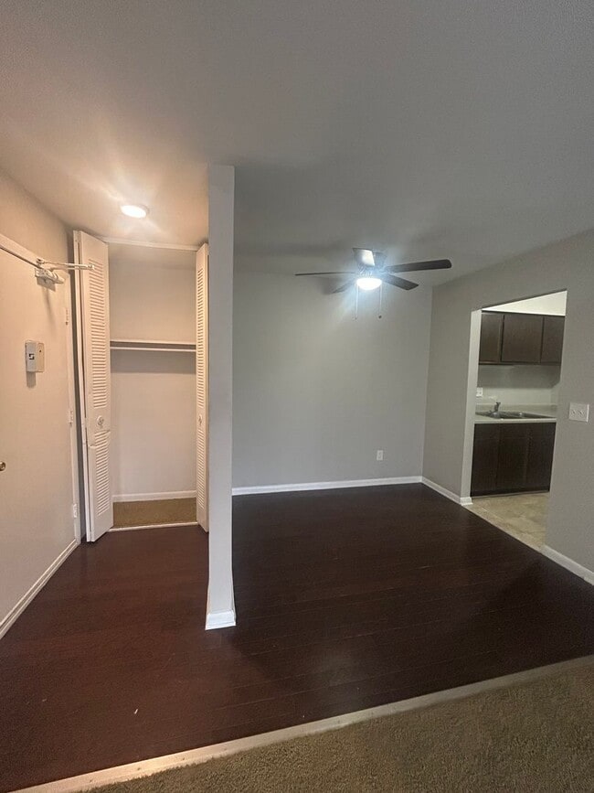 Building Photo - Affordable 1Bedroom Condominium