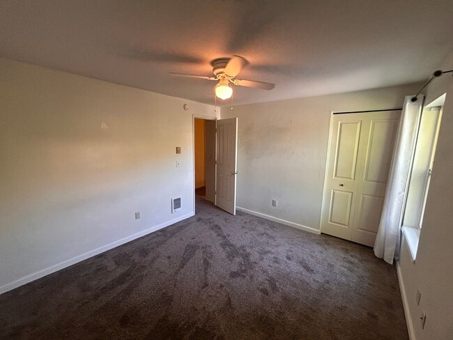 Building Photo - 132 S Mountain Ave