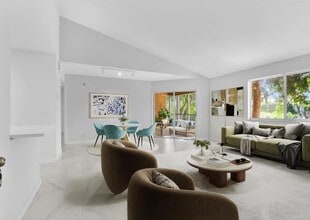 Building Photo - 3430 Pinewalk Dr N