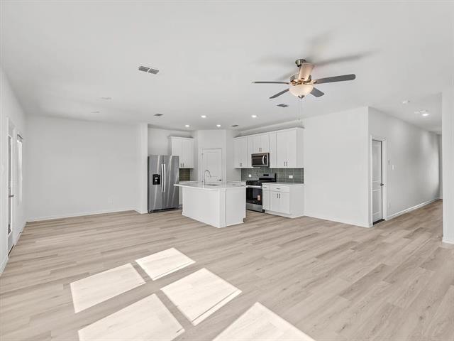 Foto del edificio - 413 Willet Dr