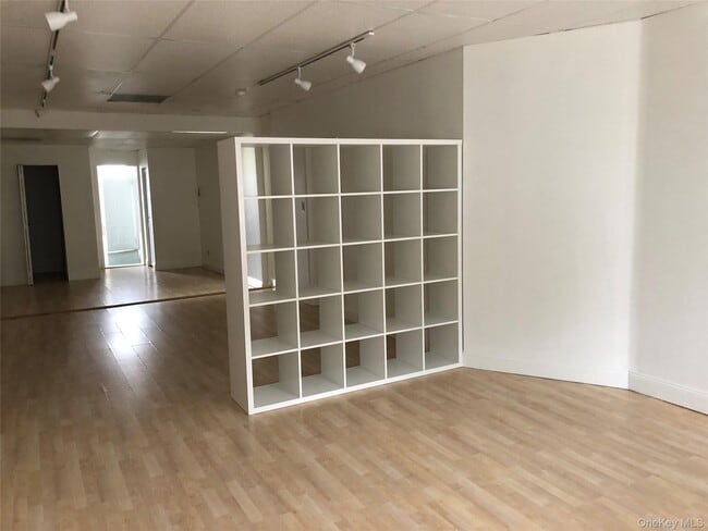 Foto del edificio - 249 NY-25A