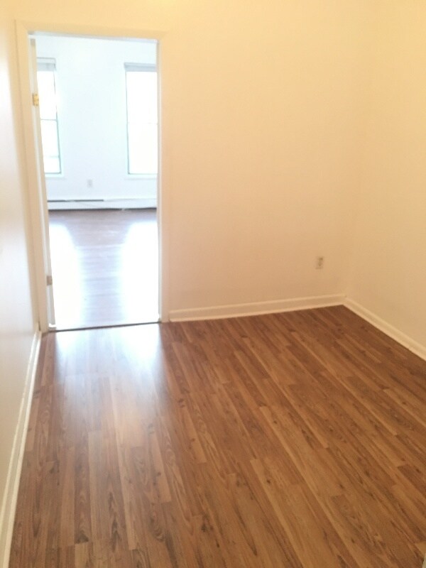 Foto del edificio - 231 Willow Ave
