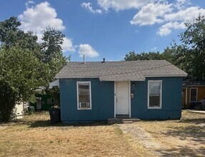 Building Photo - 1312 N Gray St