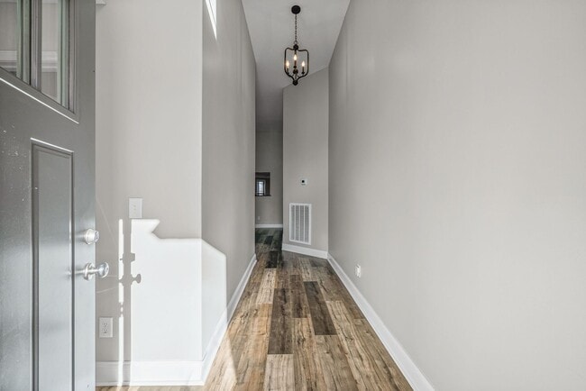 Building Photo - 1796 Rains Rd