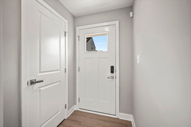 Building Photo - 171 Woodgate Cir