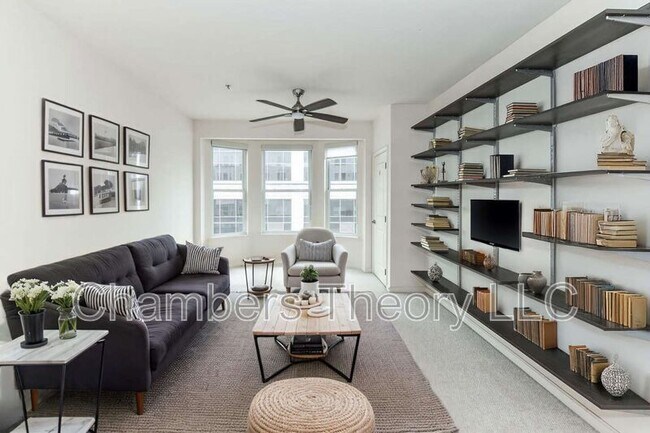 Foto del edificio - 2665 Prosperity Ave