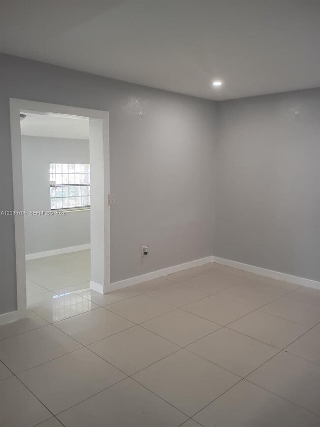 Building Photo - 1101 NW 55th Terrace