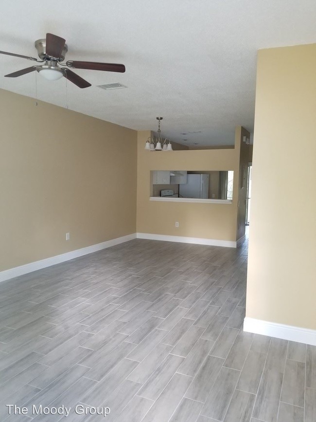Building Photo - 8662 Hunters Key Cir