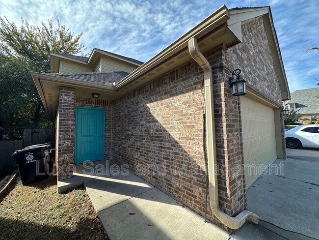 Foto del edificio - 1814 NE 135th St