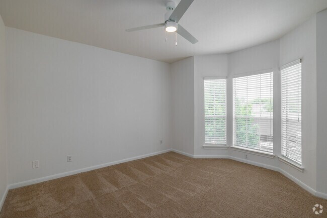 Habitación principal - Whitney at the Heights