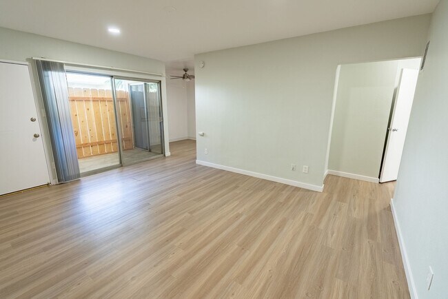 Foto del interior - 3537 Clarington Ave