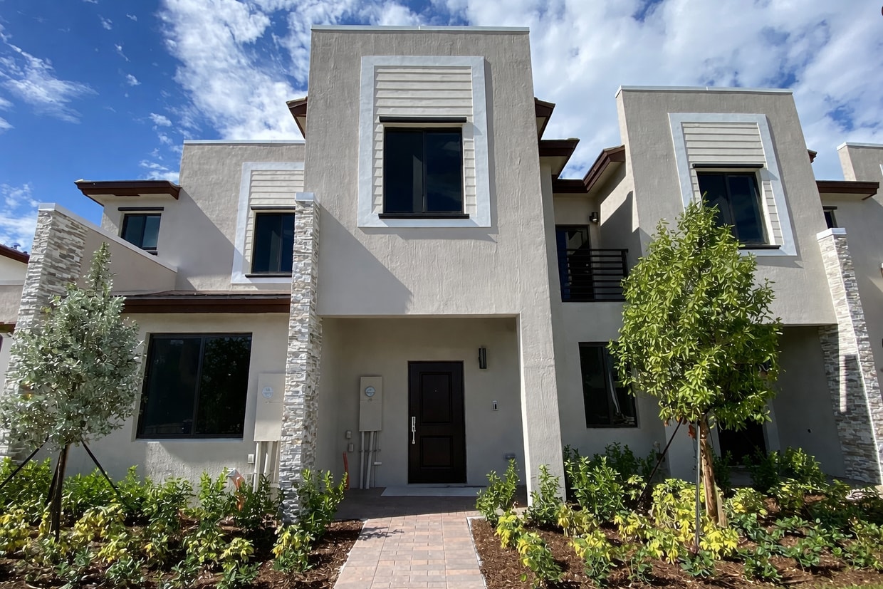 Photo - 858 Northeast 211th Street, North Miami Beach, FL 33179 - 3 BR 3 BA townhouse